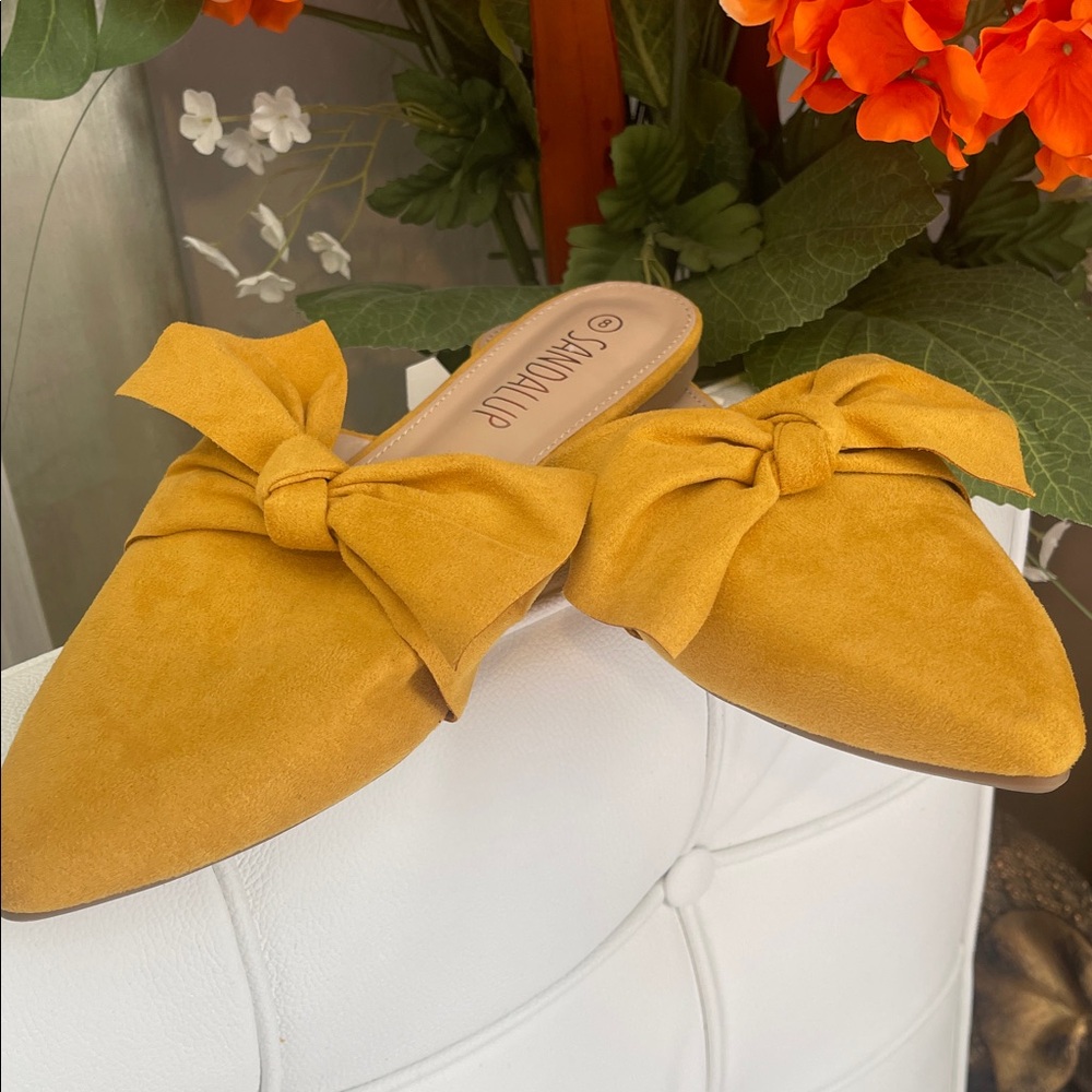 Women's Mustard Bow Flats